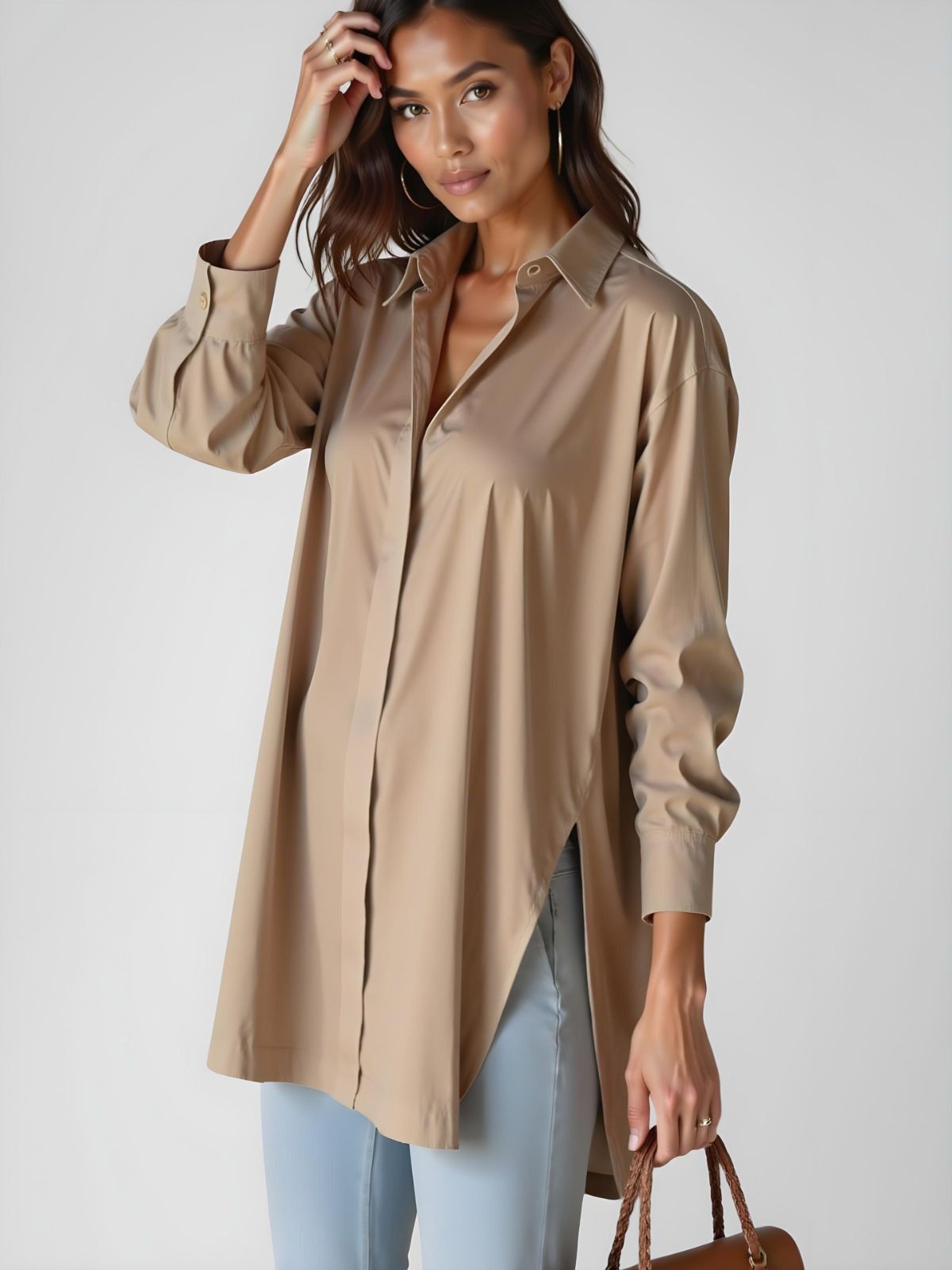 Abito Camicia con Bottoni e Bavero Oversize
